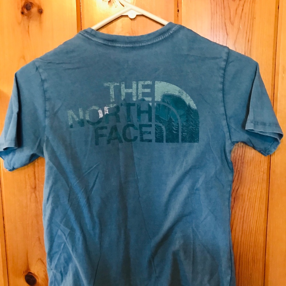 North face graphic tee t shirt size XS